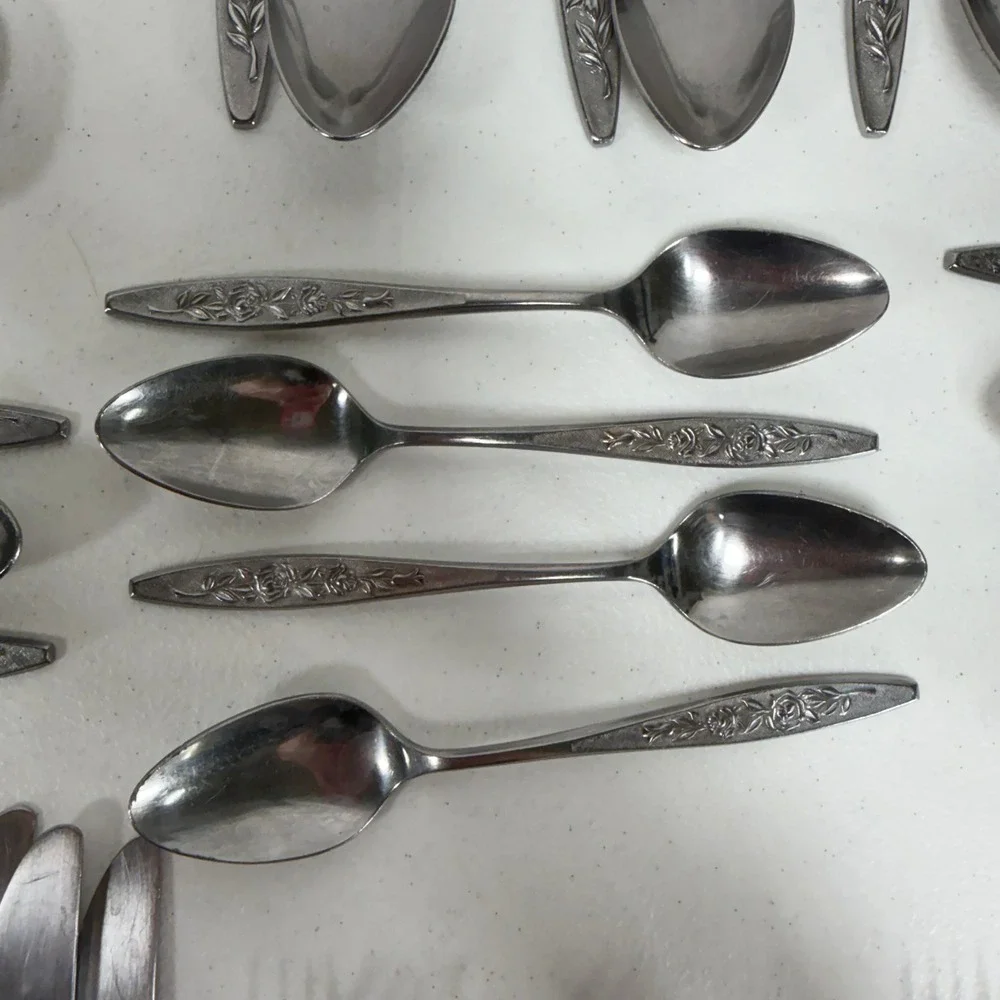 Eldan 44pc Flatware Set Stainless Japan Rose Floral Vintage Silverware Service